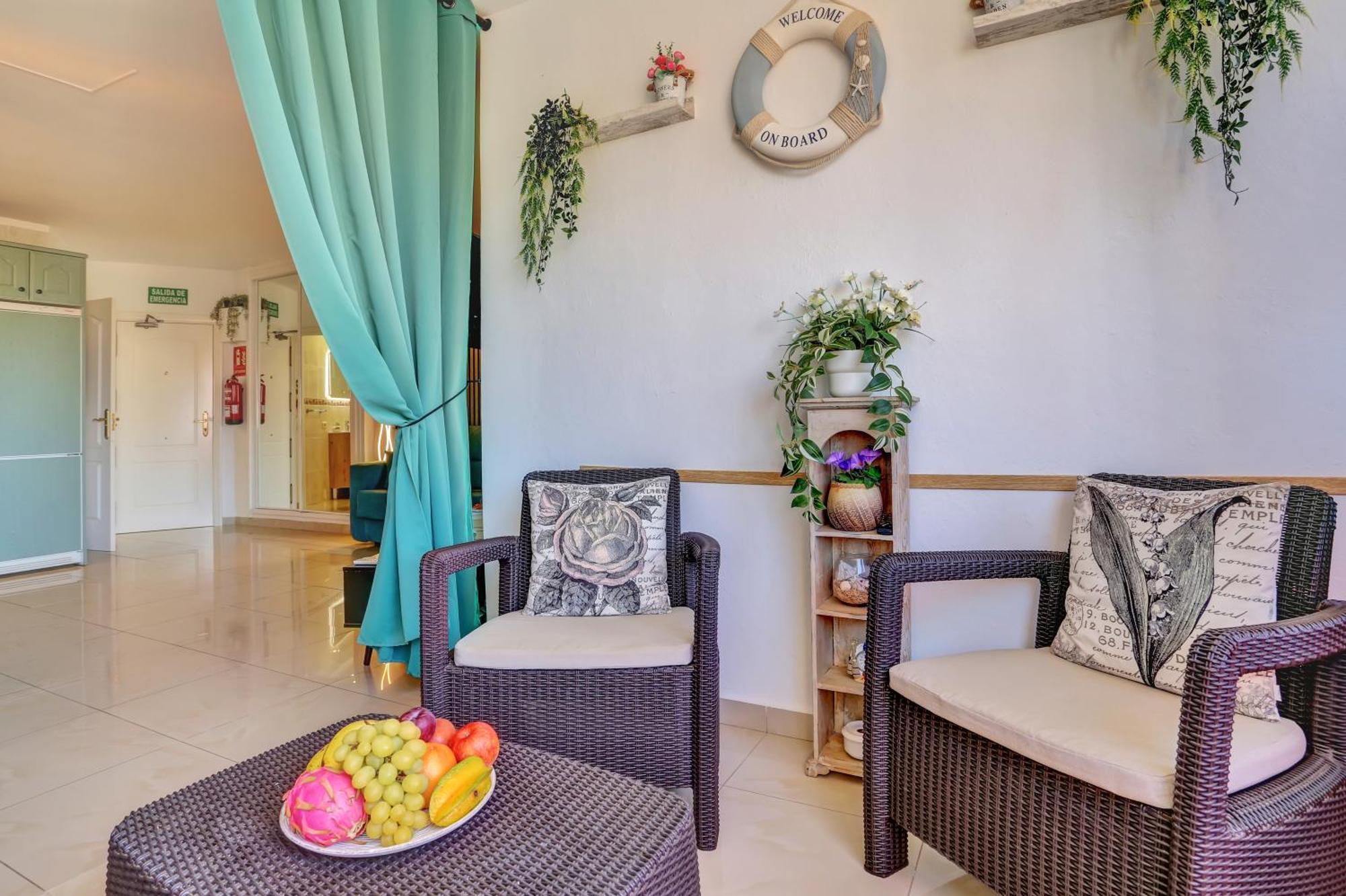 Luxory Dreamy Sunset, Seafront, Direct Access To The Promenade,Wifi,Pool,Free Parking Appartement Los Cristianos  Buitenkant foto